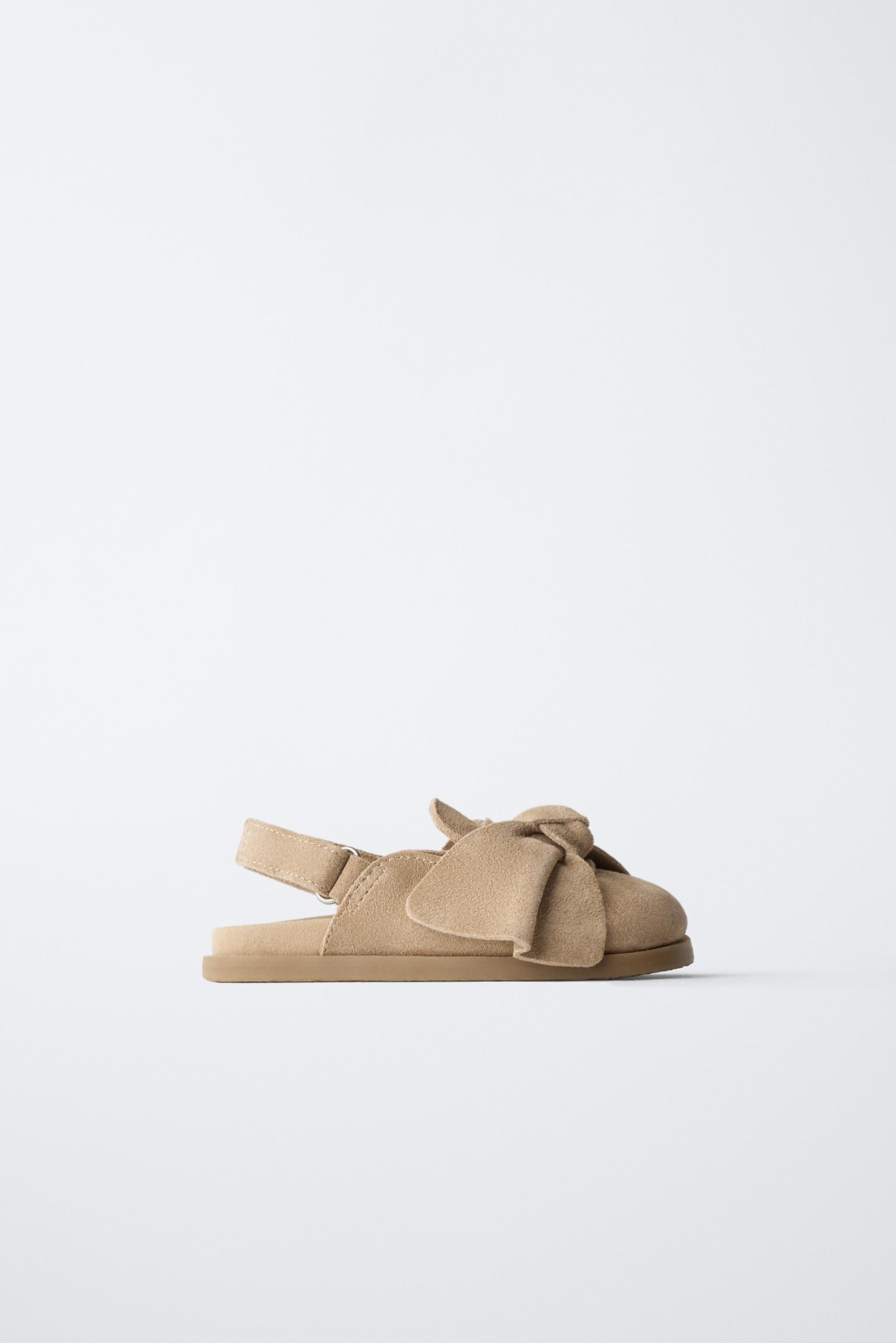 SABOTS AVEC NOEUD EN CUIR